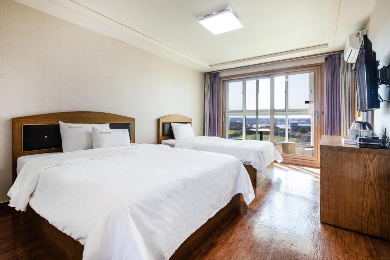 Hotel Amor Jeju Bilik gambar