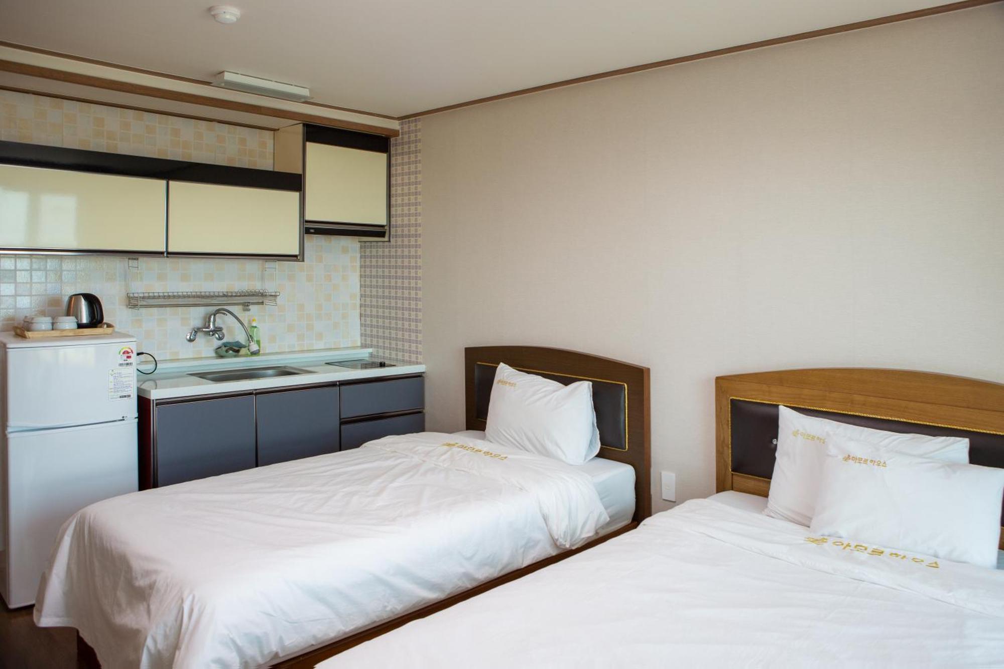 Hotel Amor Jeju Bilik gambar